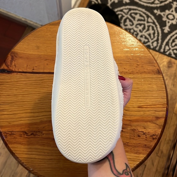 Taylor Swift Style Slippers (NWOT) Size 6 - Picture 5 of 5